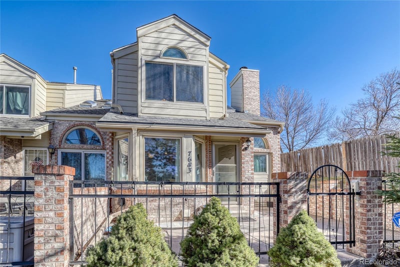 7683 Cove Cir, Centennial, CO 80122