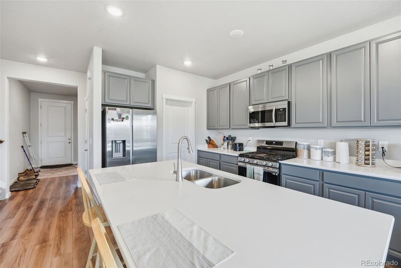 5150 Roundhouse Dr, Colorado Springs, CO 80925