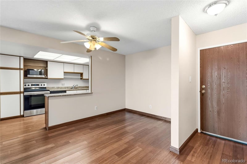 13902 Marina Dr #610, Aurora, CO 80014