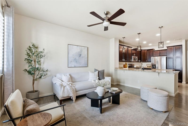 9083 Phillips Ln, Centennial, CO 80112