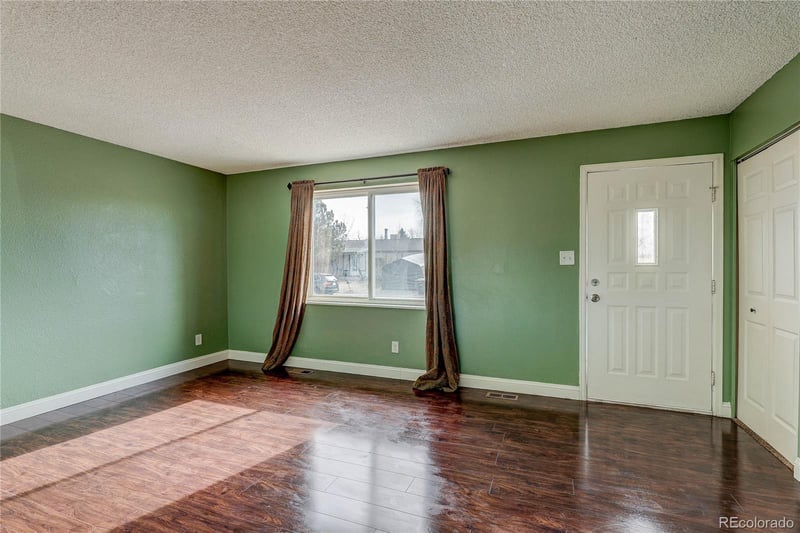 5557 Billings St, Denver, CO 80239