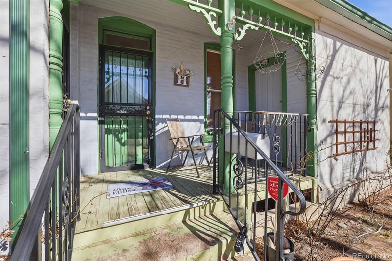 2930 Pikes Peak Ave, Colorado Springs, CO 80904