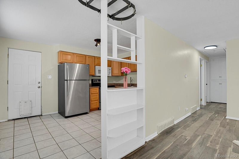 412 Dayton St, Aurora, CO 80010