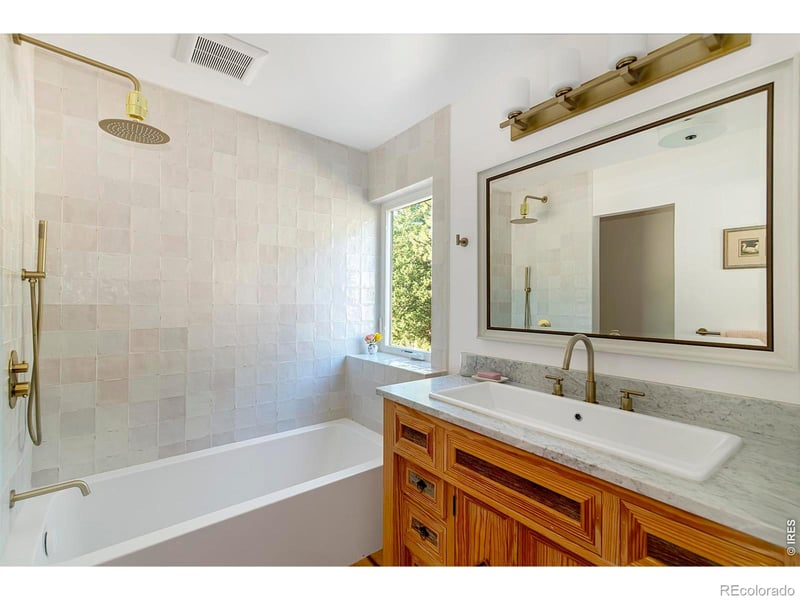 1040 Brook Rd, Boulder, CO 80302