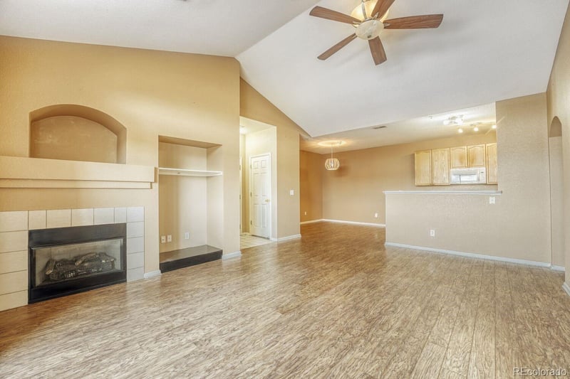 14241 1st Dr #304, Aurora, CO 80011
