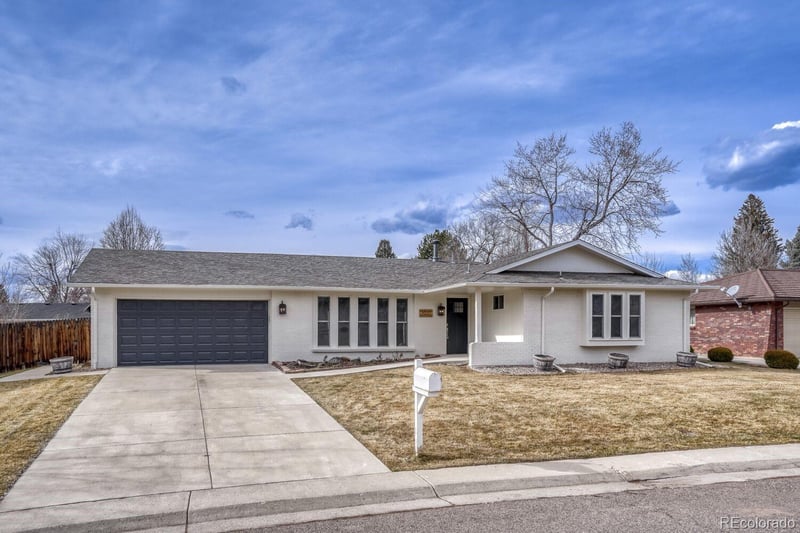 7037 Newland St, Littleton, CO 80128