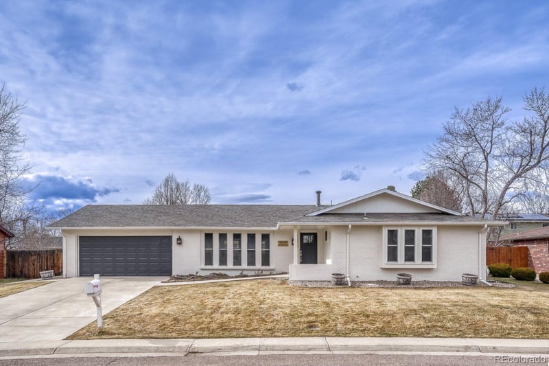 7037 Newland St, Littleton, CO 80128