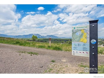 518 Sunset Dr, Louisville, CO 80027