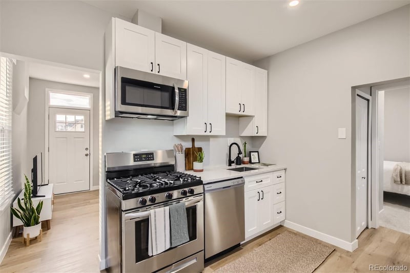 864 Mariposa St, Denver, CO 80204