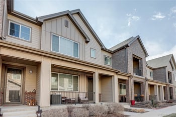 560 Dry Creek Pl, Littleton, CO 80122