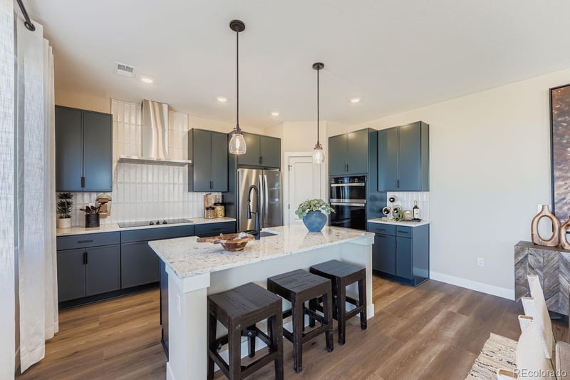 55043 27th Ave, Strasburg, CO 80136