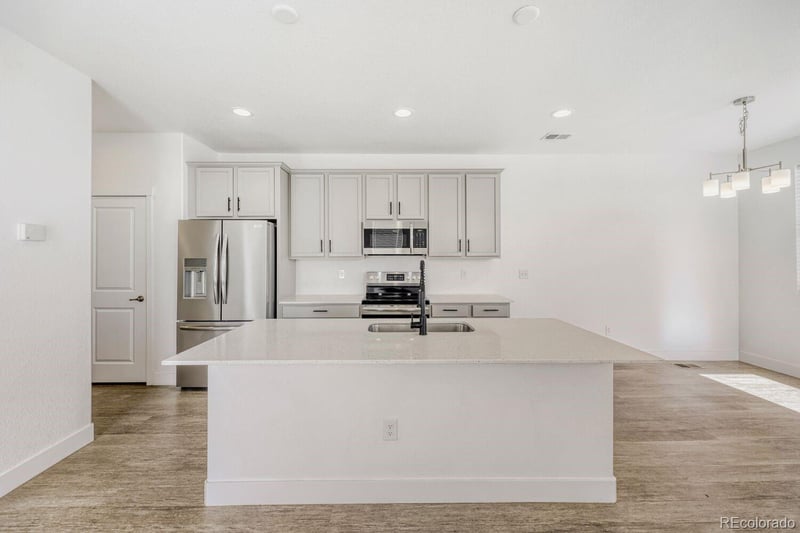 9716 Ash Ln, Thornton, CO 80229