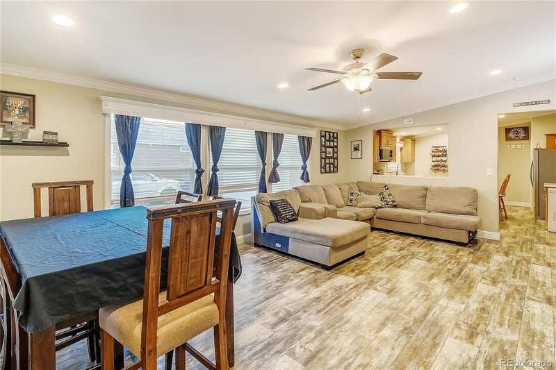 120 Juniper Cir, Log Lane Village, CO 80705