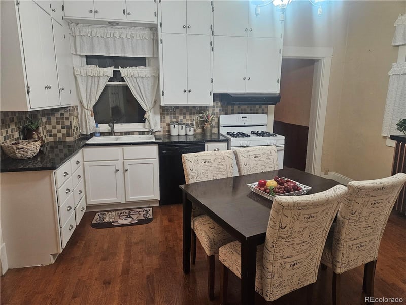 2011 Greenwood St, Pueblo, CO 81003