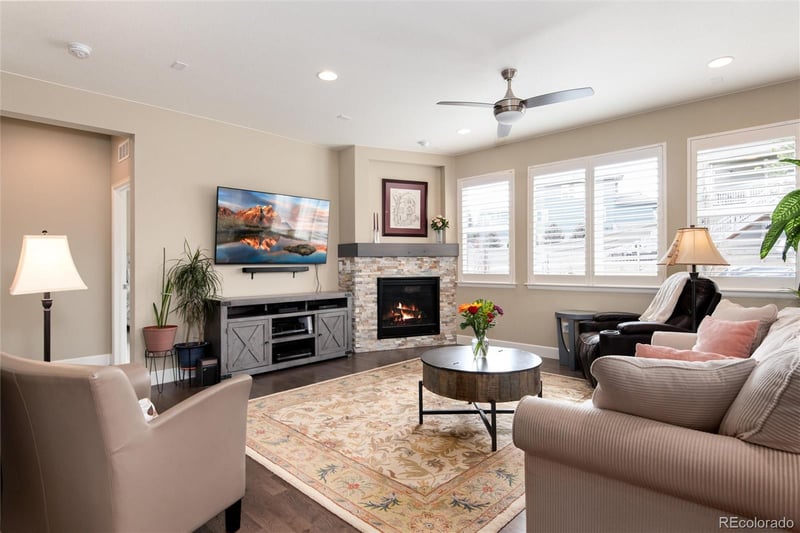 6682 W Asbury Pl, Lakewood, CO 80227