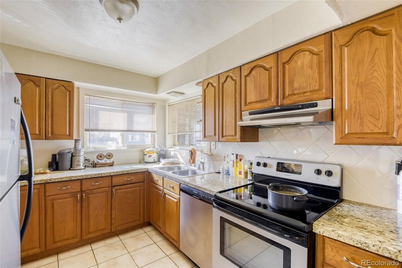1901 Xanthia St, Denver, CO 80220