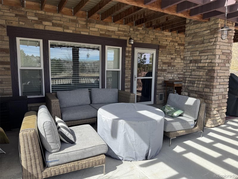 23963 Roxbury Pl, Aurora, CO 80016