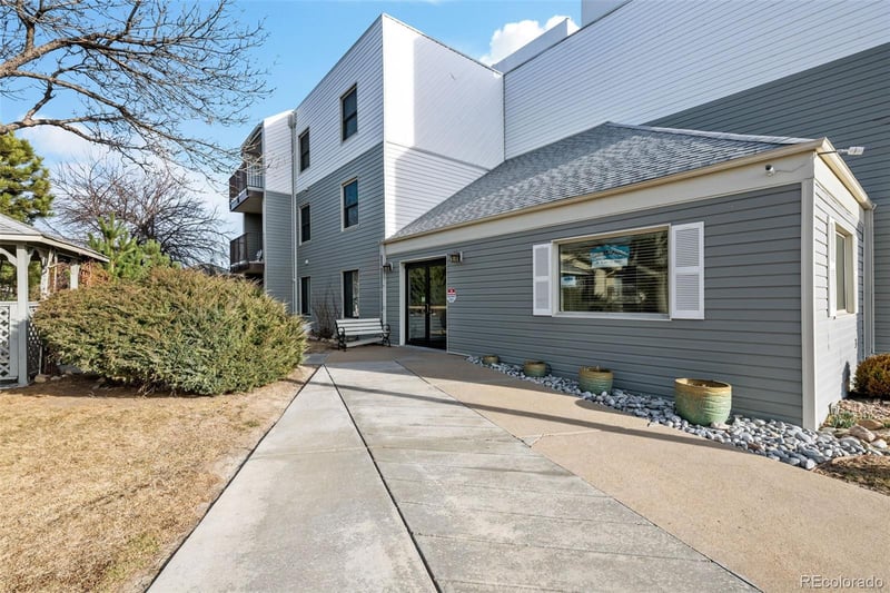1383 W 88th Ave #306, Thornton, CO 80260
