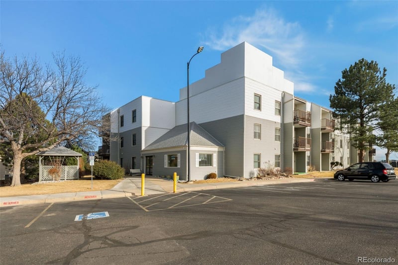 1383 W 88th Ave #306, Thornton, CO 80260