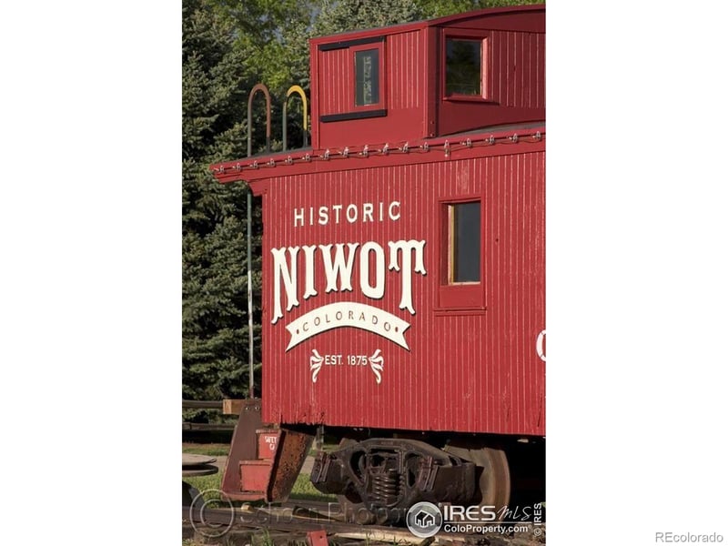 6696 Jacqueline Ct, Niwot, CO 80503