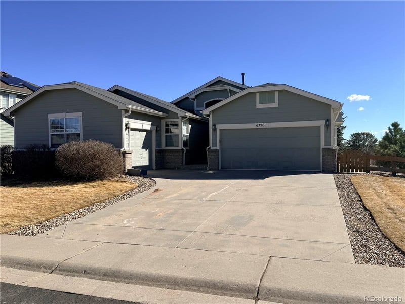 6756 Solana Dr, Castle Pines, CO 80108