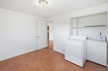 9501 11th Ave, Aurora, CO 80010