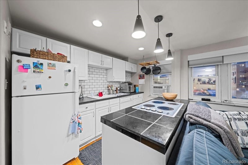 505 Logan St #11, Denver, CO 80203