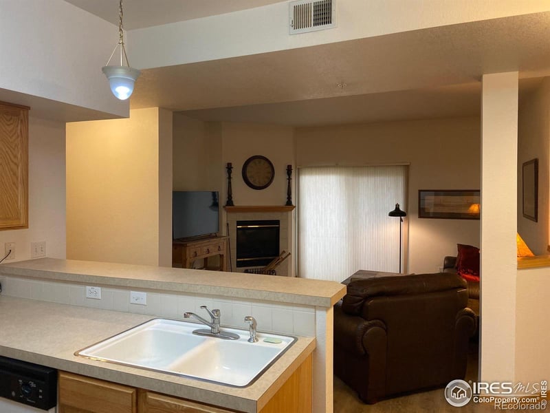 3945 Landings Dr, Fort Collins, CO 80525