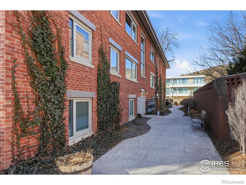 1201 Balsam Ave #206, Boulder, CO 80304