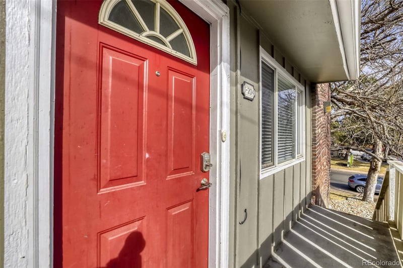 857 Van Gordon Ct #I204, Lakewood, CO 80228