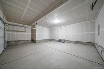 46547 Gold Prairie Dr, Bennett, CO 80102