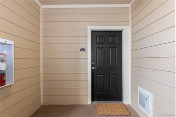 5756 Genoa Way #12-208, Aurora, CO 80019