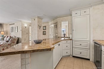 1020 15th St #21J, Denver, CO 80202