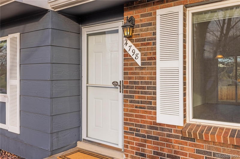 4798 Xenophon St, Morrison, CO 80465