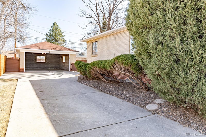 5830 Delaware St, Littleton, CO 80120