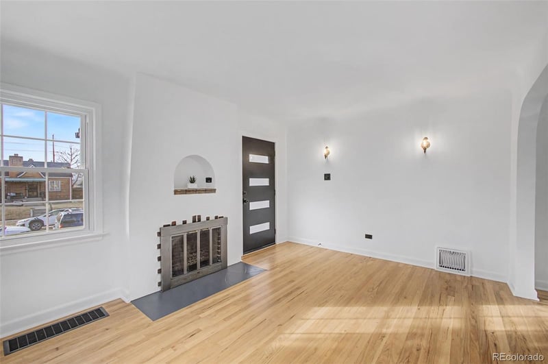 3444 Saint Paul St, Denver, CO 80205