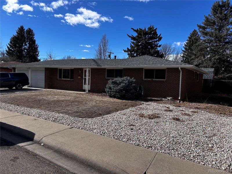 1837 Jewel Dr, Longmont, CO 80501