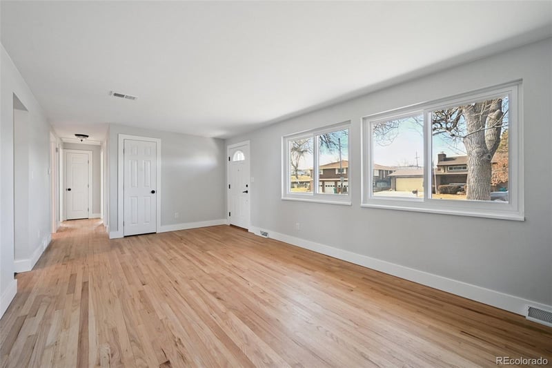 846 Oak St, Lakewood, CO 80215