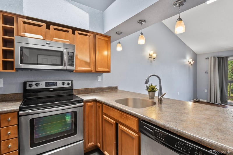 6475 Dayton St #307, Englewood, CO 80111