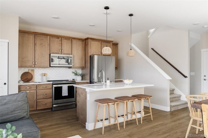 6166 Dallas Way, Denver, CO 80238