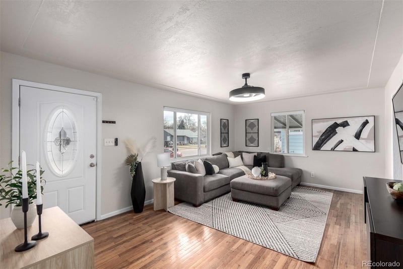 463 Xavier St, Denver, CO 80219