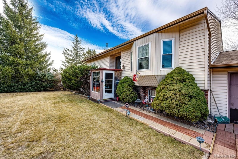 7740 Meadow Dr, Littleton, CO 80128