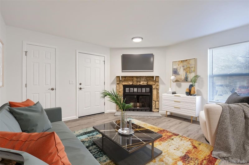 932 Dearborn #8, Aurora, CO 80012