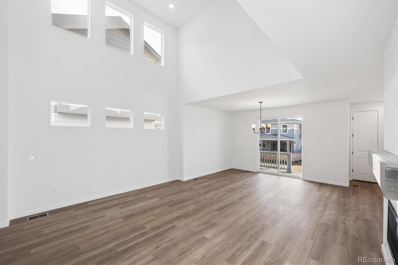 9213 Truckee Ct, Commerce, CO 80022