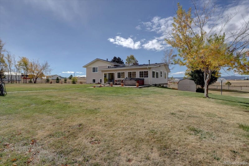 11810 Mesa View Rd, Larkspur, CO 80118