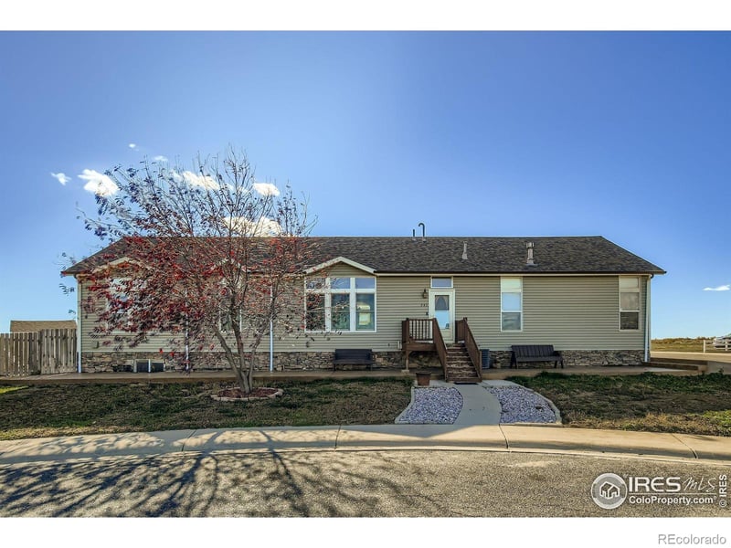 245 Crawford Ave, Keenesburg, CO 80643