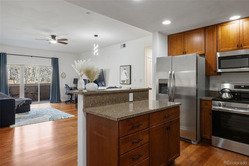 722 Washington Ave #306, Golden, CO 80401