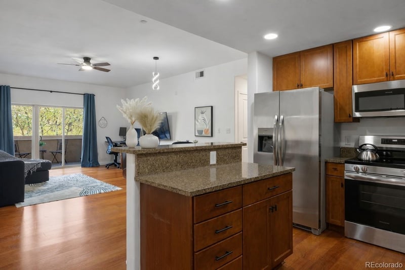 722 Washington Ave #306, Golden, CO 80401