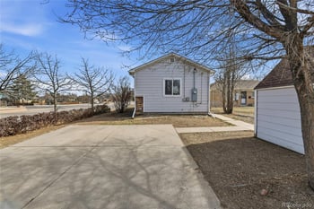 3099 Elm St, Denver, CO 80207