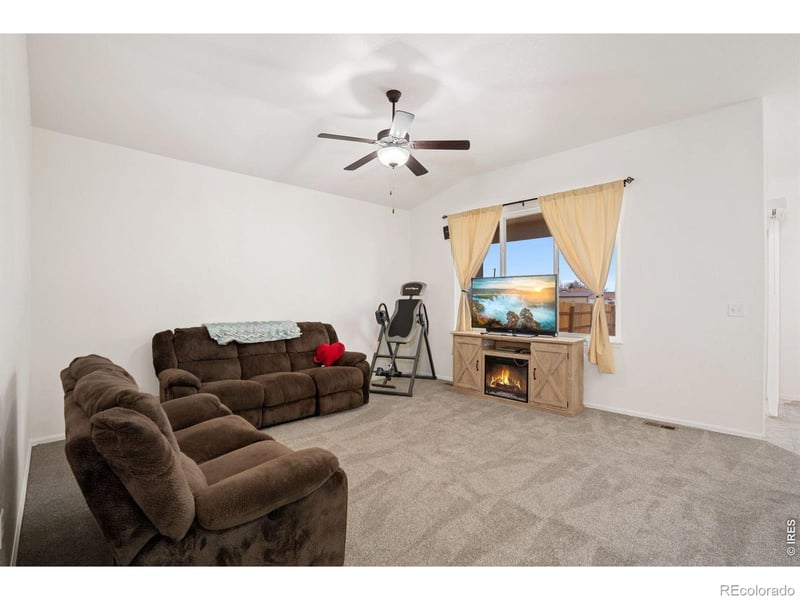 1100 5th St, Pierce, CO 80650